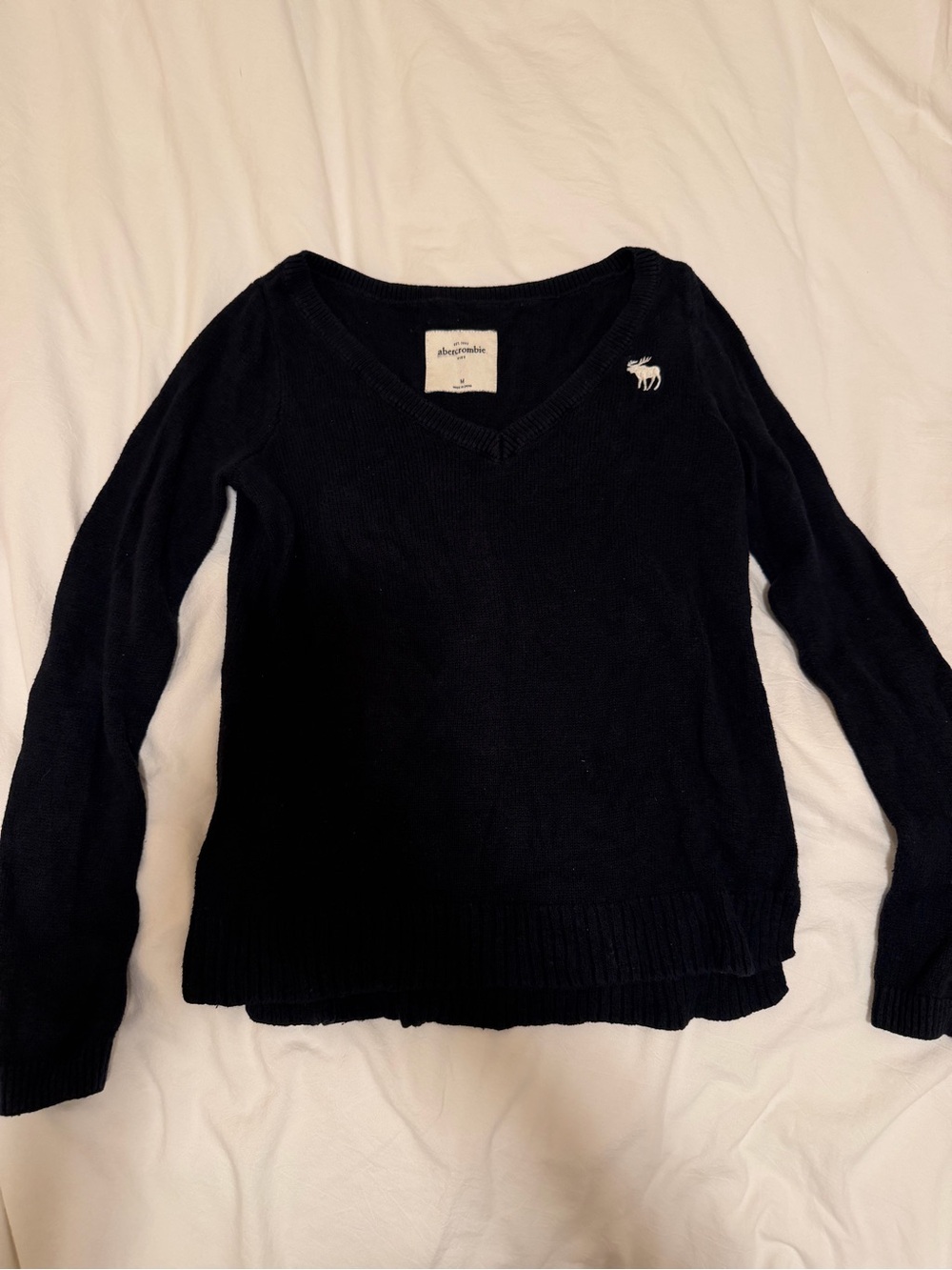 Abercrombie Girls Knit V-Neck Sweater Size Medium